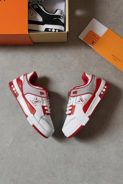 Louis V08 - Kırmızı